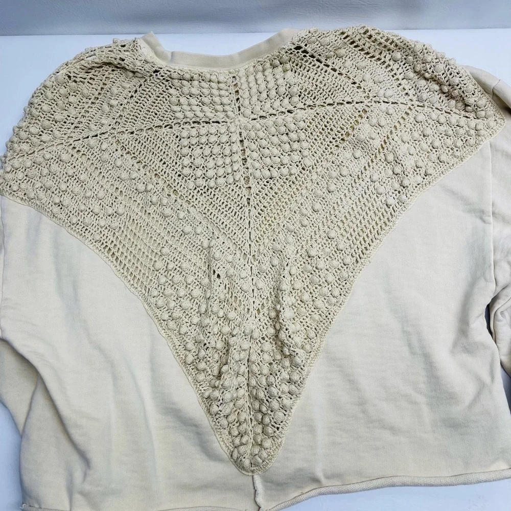 Free people crochet crop sweatshirt size M